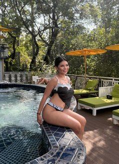 Heidi - adult performer in Phuket Photo 19 of 19