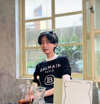 Heim 🇰🇷 (With More Boys) - Male escort in Abu Dhabi