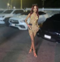 Heiress - puta in Guangzhou