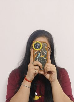 Hejal - puta in Mumbai Photo 2 of 2