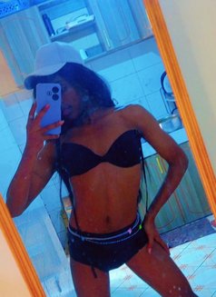 Hela - Transsexual escort in Nairobi Photo 4 of 14