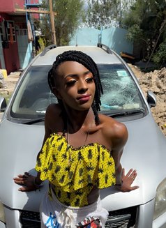 Hela - Acompañantes transexual in Nairobi Photo 6 of 11