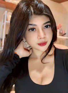 Helana - escort in Kuala Lumpur Photo 5 of 11