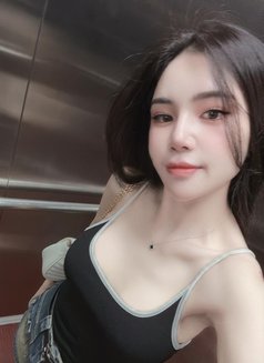 Helen 19 Year - escort in Abu Dhabi Photo 3 of 4