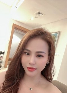 Helen 24yo Bali Indonesian 🇲🇨 - puta in Dubai Photo 5 of 5