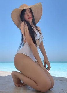 Helen- Best GFE in Barsha South - puta in Dubai Photo 13 of 13