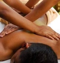 Four hands Massage and Prostate Massage - masseuse in Al Manama