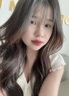 Helen Full Service - puta in Abu Dhabi Photo 4 of 4