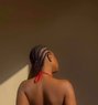 Helen Gold - escort in Abidjan Photo 1 of 6