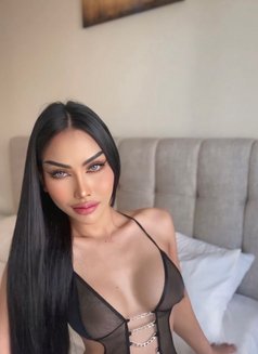 Helen Good Sevices - Transsexual escort in Dubai Photo 4 of 22