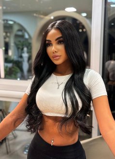 Helen Good Sevices - Transsexual escort in Dubai Photo 14 of 17