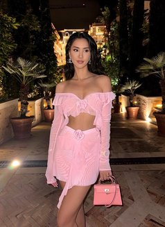 Helen Good Sevices - Transsexual escort in Dubai Photo 11 of 21