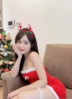 Helen in Bangkok now - escort in Bangkok Photo 4 of 10