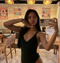 🦋 Selina 🦋 Just returned to Dubai - puta in Dubai
