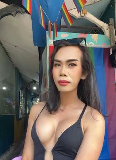 Helen - Transsexual escort in Ko Samui Photo 5 of 5