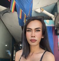 Helen - Transsexual escort in Riyadh