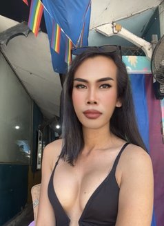 Helen - Transsexual escort in Ko Samui Photo 3 of 4