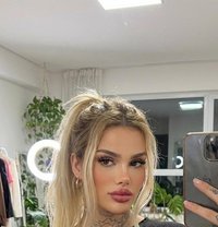 Helen - Transsexual escort in Riyadh