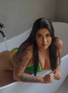 Helena 🇧🇷 - puta in Dubai Photo 11 of 11