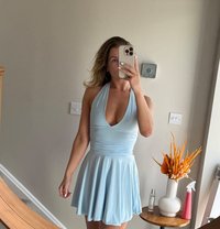 Hélène - escort in Paris