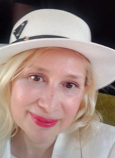 Outcall Erotic ,Tantric Massage - masseuse in Cannes Photo 2 of 2