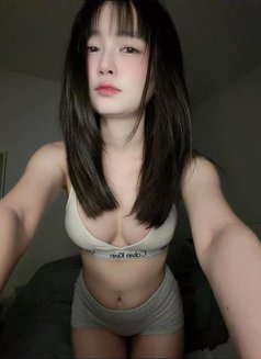 Helenn - escort in Kathmandu Photo 7 of 10