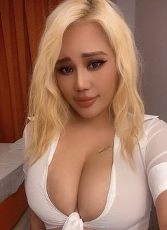 Helia Big Boobs 38DD New In Town - puta in Dubai Photo 6 of 6