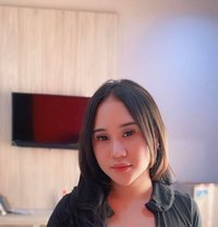 Hellen - escort in Bali