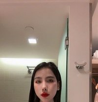 Hellen - escort in Singapore