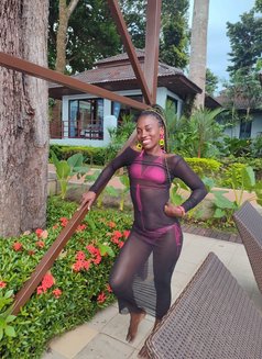 Hellen - puta in Pattaya Photo 2 of 4