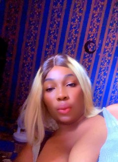 Hellena Massage in Abu Dhabi - escort in Abu Dhabi Photo 2 of 5