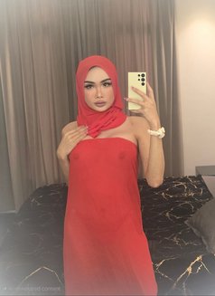 Hello AL Manama - Transsexual escort in Jeddah Photo 1 of 4