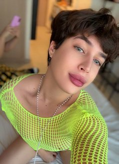 🩵🤍🩵 “A cute, soft, young Lebanese guy - Acompañantes transexual in Dubai Photo 15 of 15