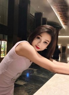 “안녕, 예쁨! Hello, frindly - puta in Pattaya Photo 4 of 8