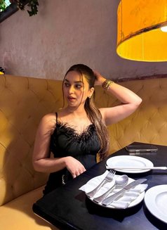 ꧁🧿 HELLO GUYS MY NAME IS MOHINI LIVE NI - escort in Mauritius Photo 4 of 4