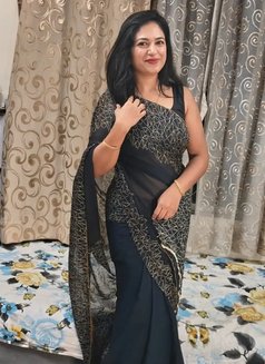 Hello I'm Divya Personal Indipedident - puta in Kochi Photo 1 of 1