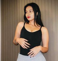 Mahi cam & meet - escort in Mumbai Photo 6 of 7