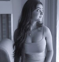 Hello Lucknow Gomtinagar Ashiyana Tr - escort in Lucknow