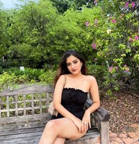 Hello Sangita - puta in Hyderabad Photo 1 of 2