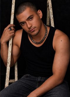 Hello Sugar! I’m Alex - Acompañantes masculino in Kuala Lumpur Photo 10 of 19