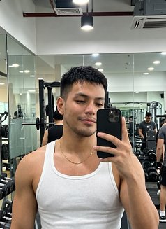 Hello Sugar! I’m Alex - Acompañantes masculino in Kuala Lumpur Photo 15 of 19