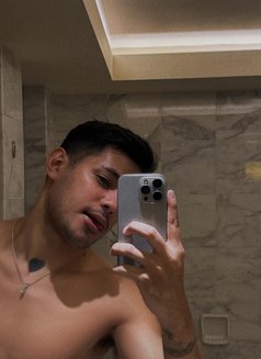 Hello Sugar! I’m Alex - Acompañantes masculino in Kuala Lumpur Photo 17 of 19