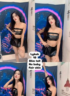 Hellow - adult performer in Pasig Photo 5 of 6