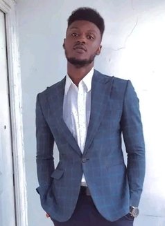 Heloise - Male escort in Port Harcourt Photo 3 of 5