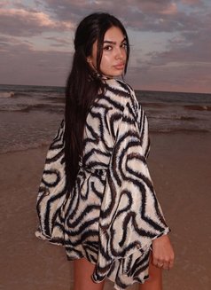 Helvira - escort in Dubai Photo 4 of 9