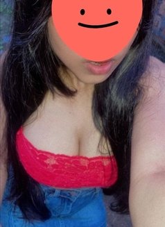 Hema for You (cam girl) - puta in New Delhi Photo 2 of 3