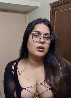 Hema Shemale Tranny in Bangalore - Transsexual escort in Bangalore Photo 2 of 7