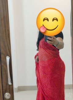 Hemleta Marathi Wife - escort in Pune Photo 1 of 3