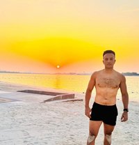 Hemo - Male escort in Dubai