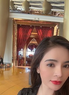 Laura - escort in Dubai Photo 4 of 4